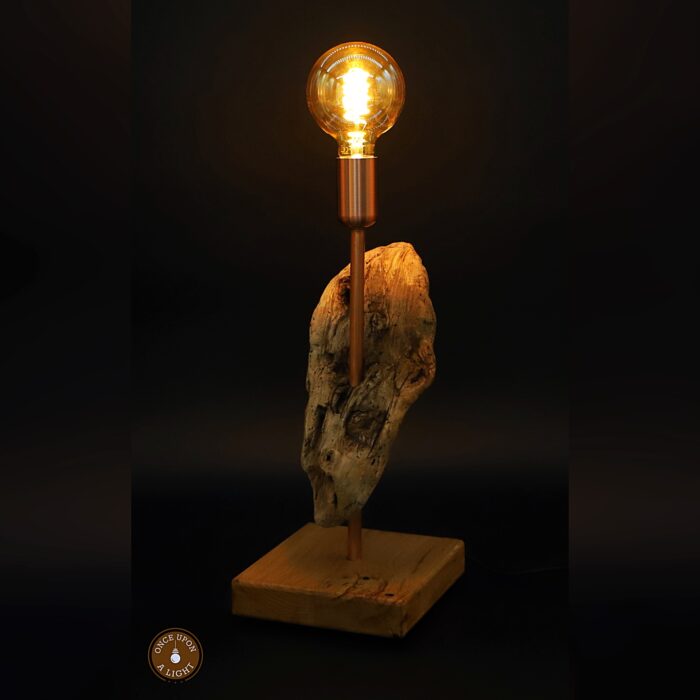 Lampe de table bois, bois flotté et cuivre avec ampoule led